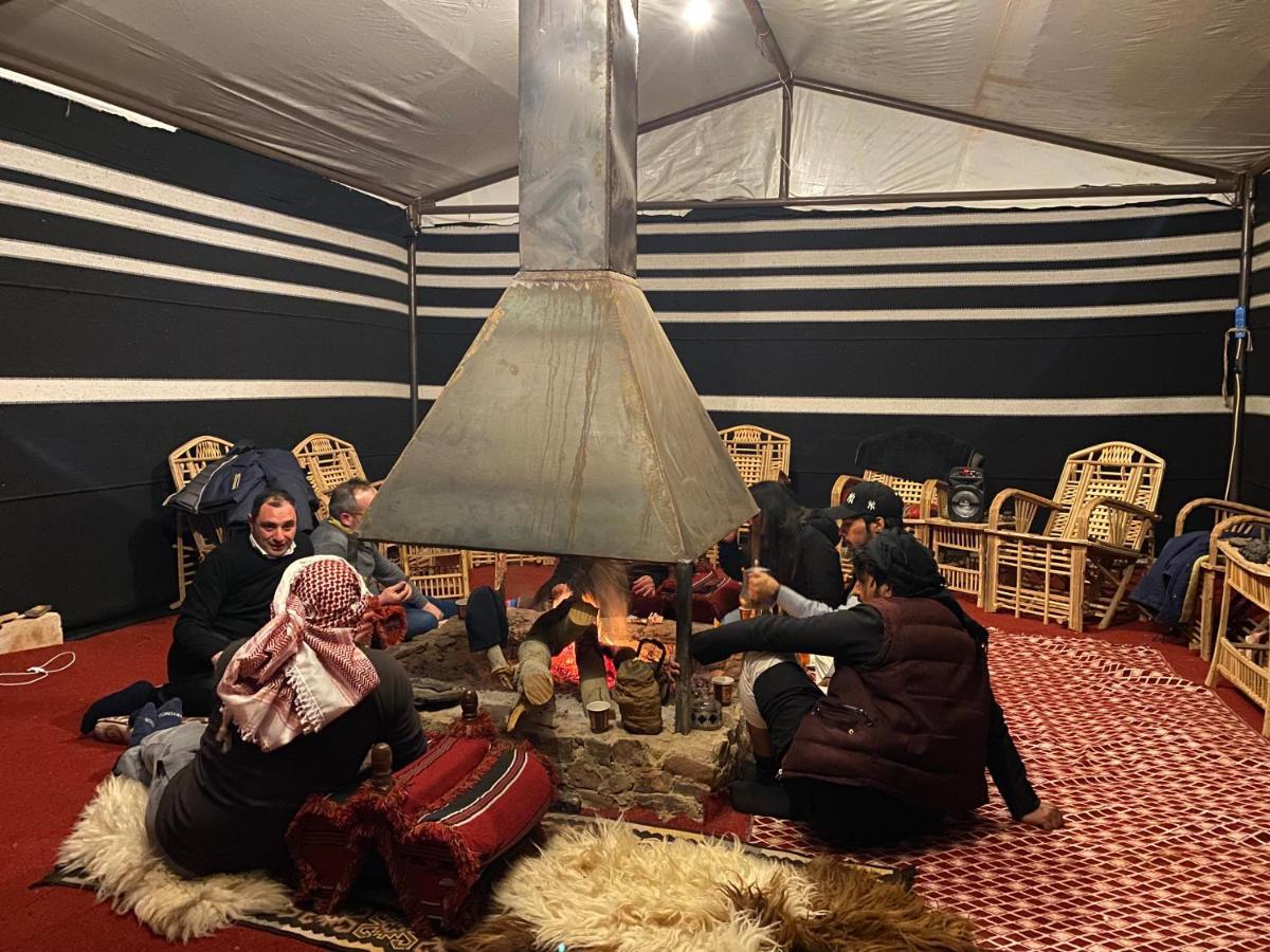 Wadi Rum Camp Екстериор снимка