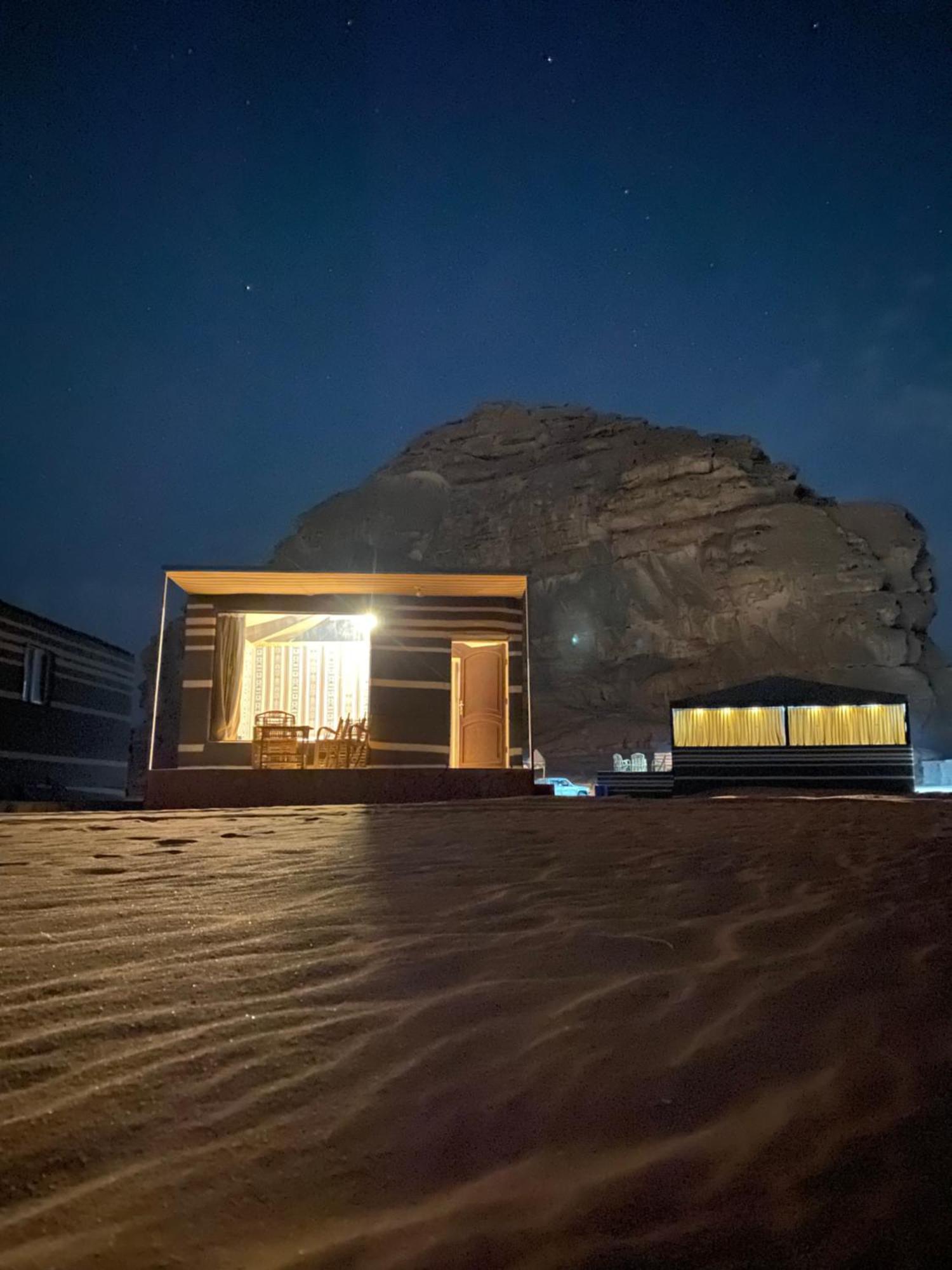 Wadi Rum Camp Екстериор снимка