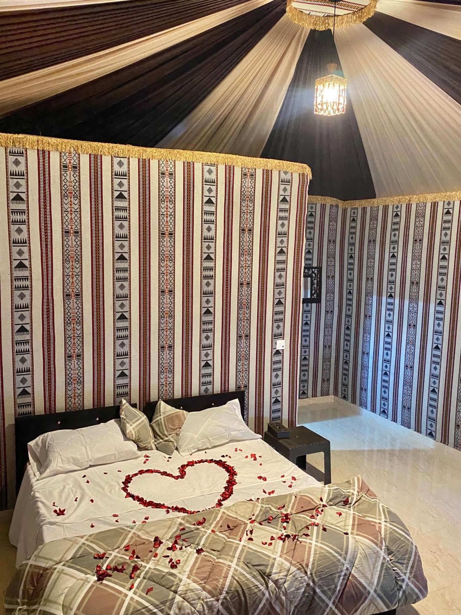 Wadi Rum Camp Екстериор снимка
