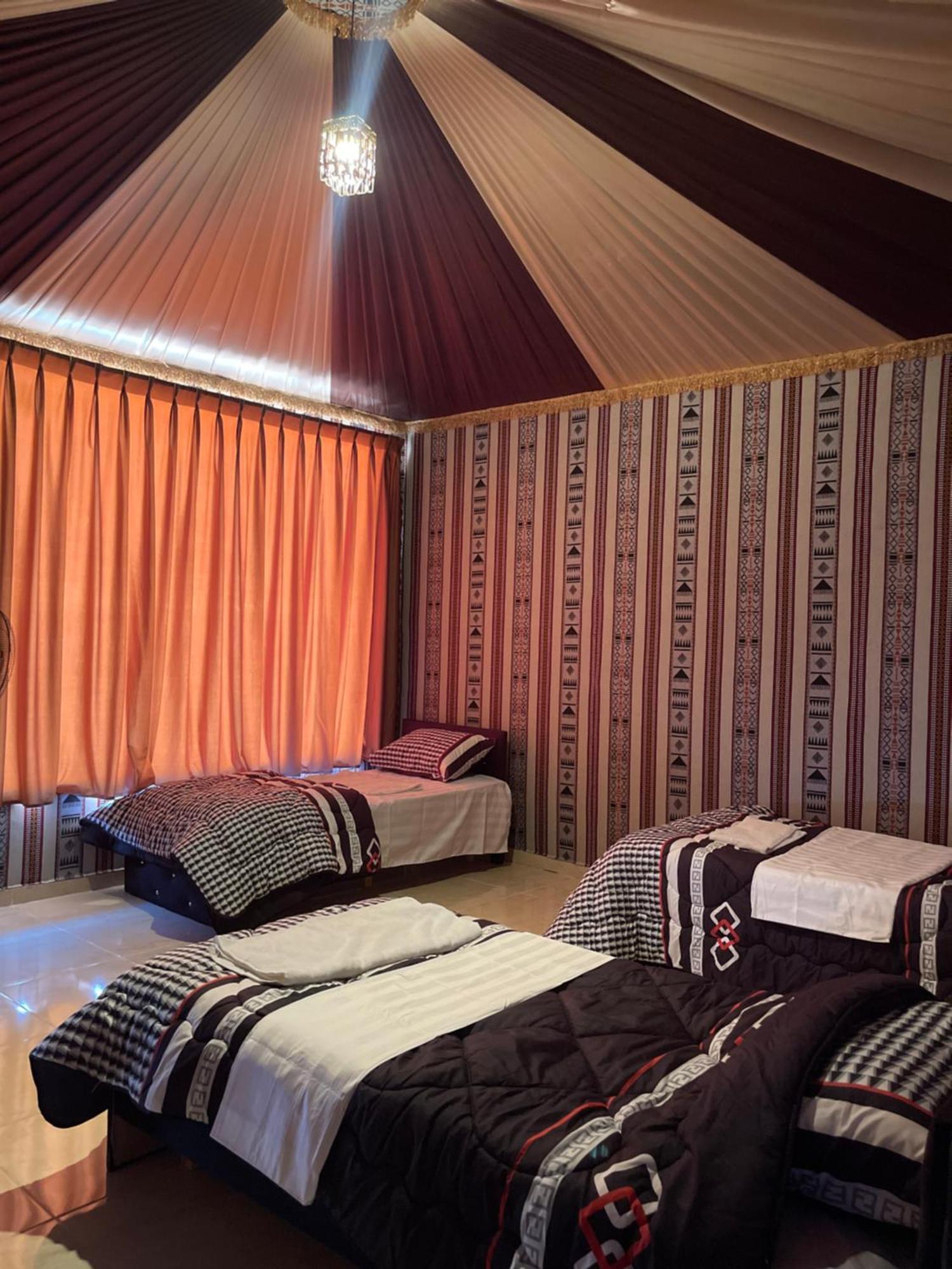 Wadi Rum Camp Екстериор снимка