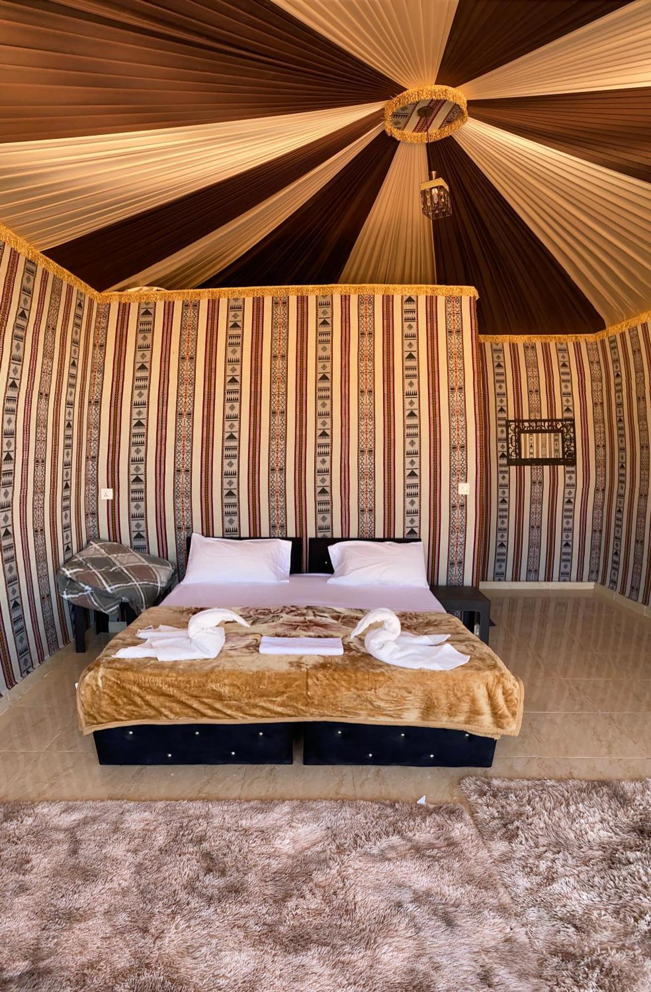 Wadi Rum Camp Екстериор снимка