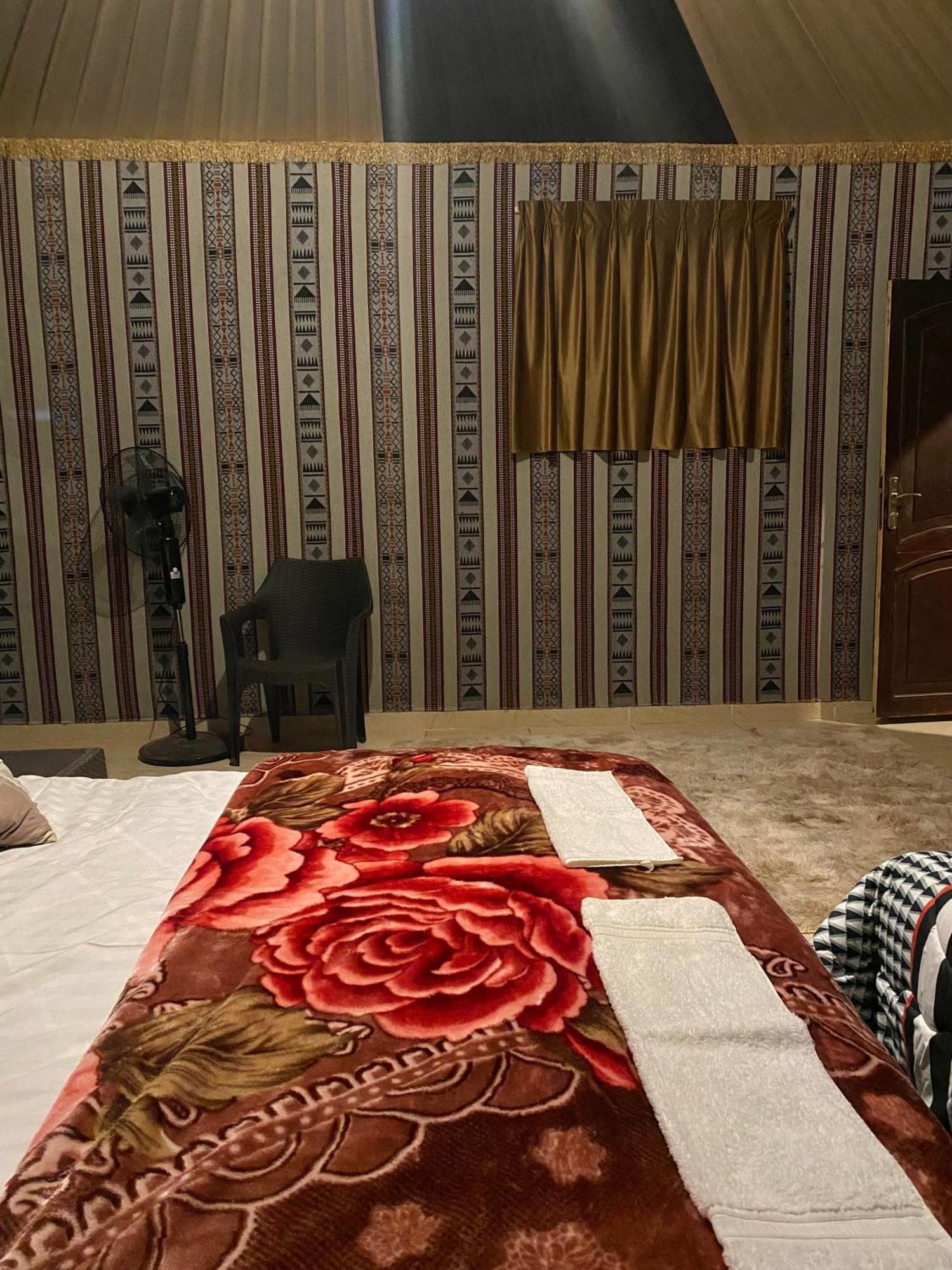 Wadi Rum Camp Екстериор снимка