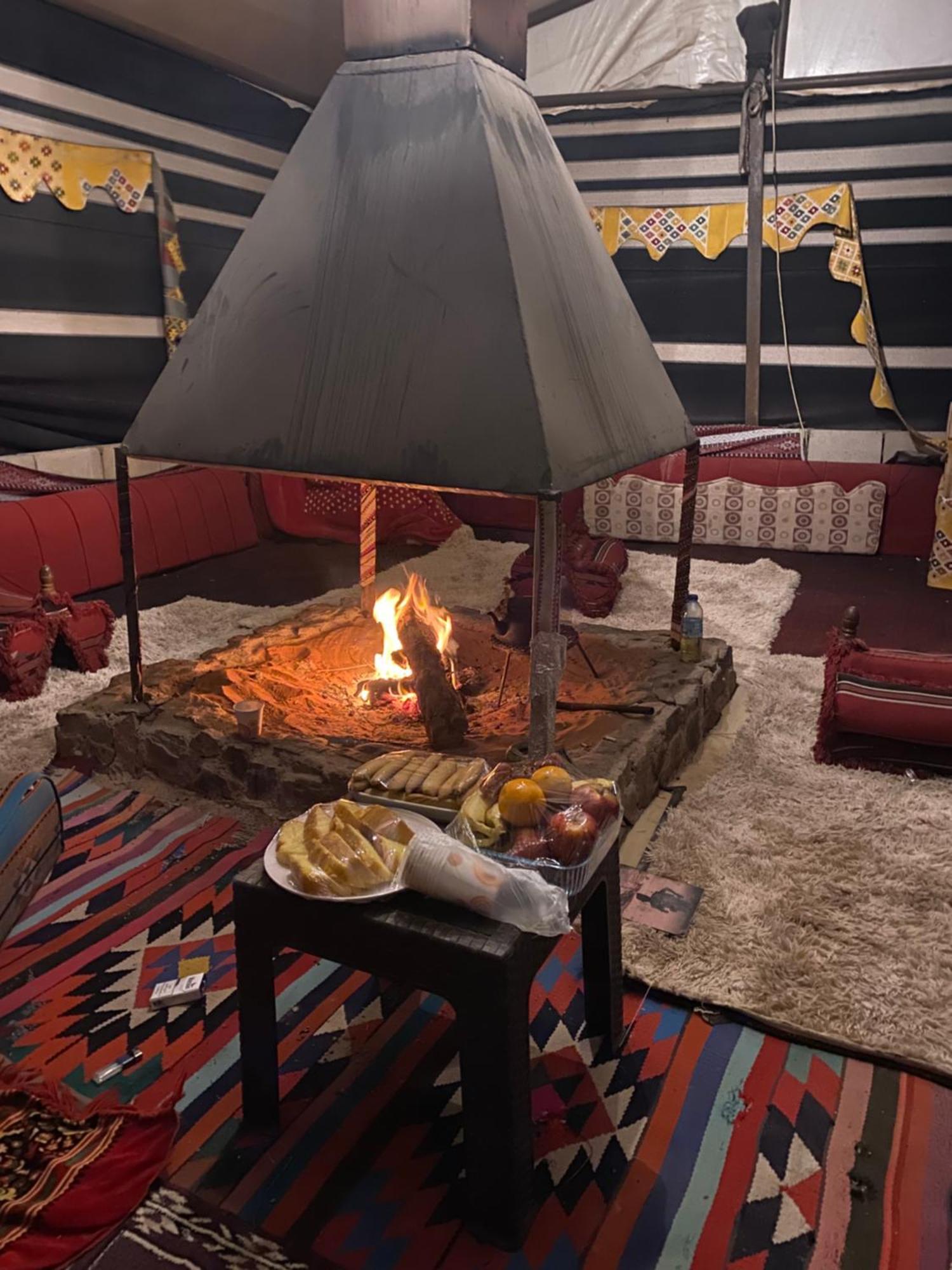 Wadi Rum Camp Екстериор снимка